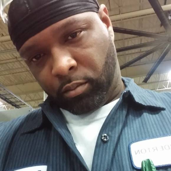 Meet your Posher, Mark - Picture 1 of 1